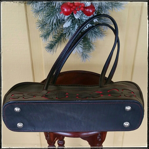 Fair Trade Hibiscus Shoulder Bag ...14" Wide - Picture 4 of 4